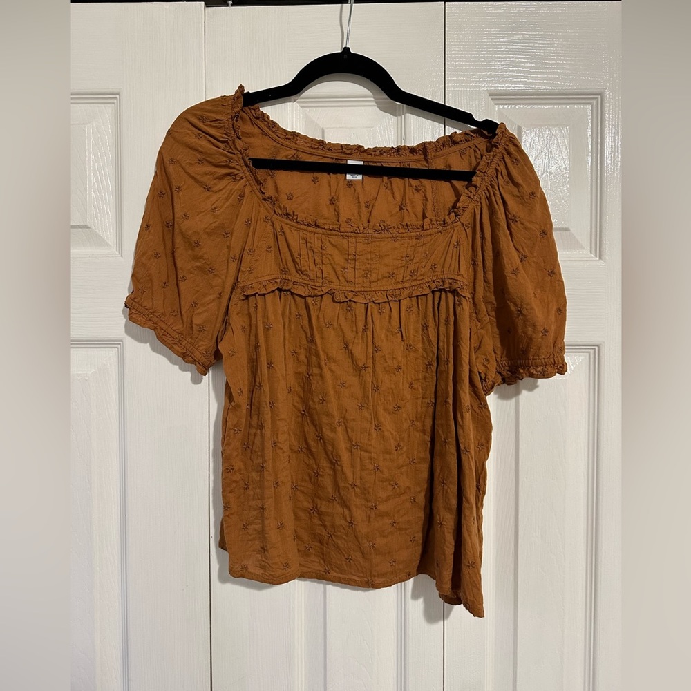 Old navy blouse